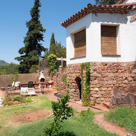 casa mediterrània a la vora de Barcelona Corbera de Llobregat Extérieur photo