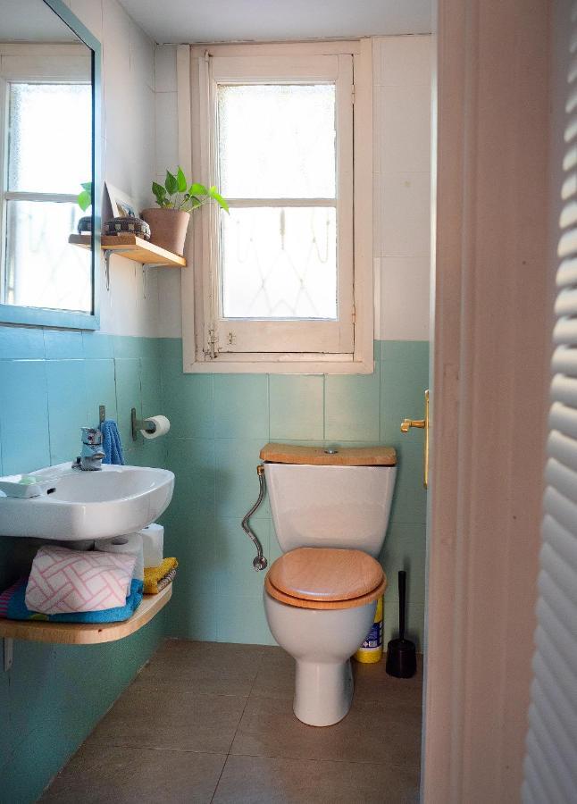 casa mediterrània a la vora de Barcelona Corbera de Llobregat Extérieur photo