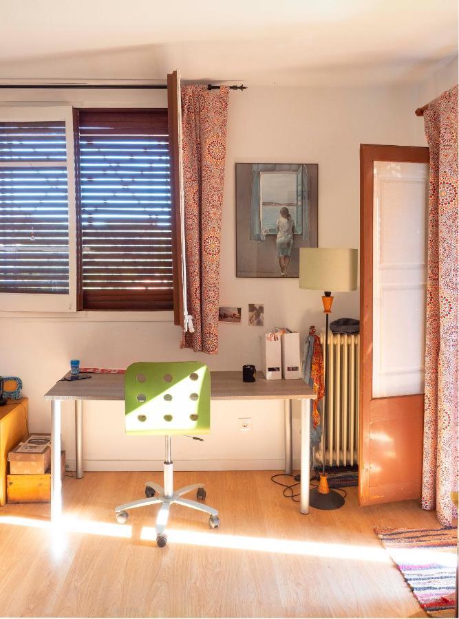 casa mediterrània a la vora de Barcelona Corbera de Llobregat Extérieur photo