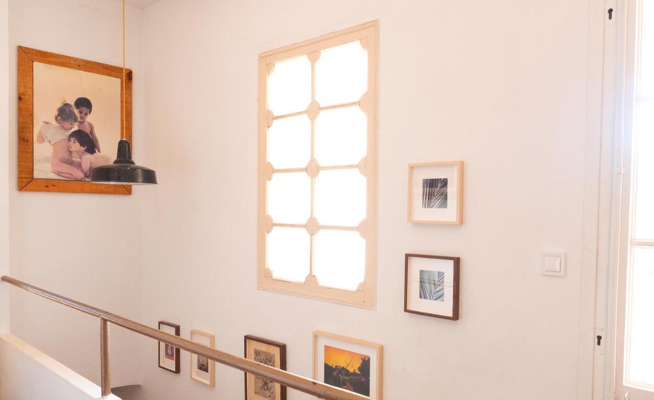 casa mediterrània a la vora de Barcelona Corbera de Llobregat Extérieur photo